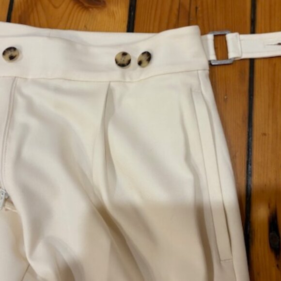 Club Monaco women's white trousers with cuff, size 4. - Picture 4 of 9